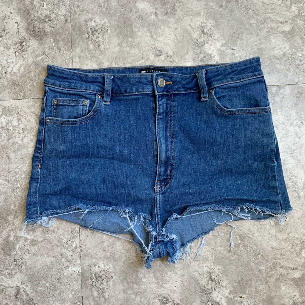asos cut off shorts